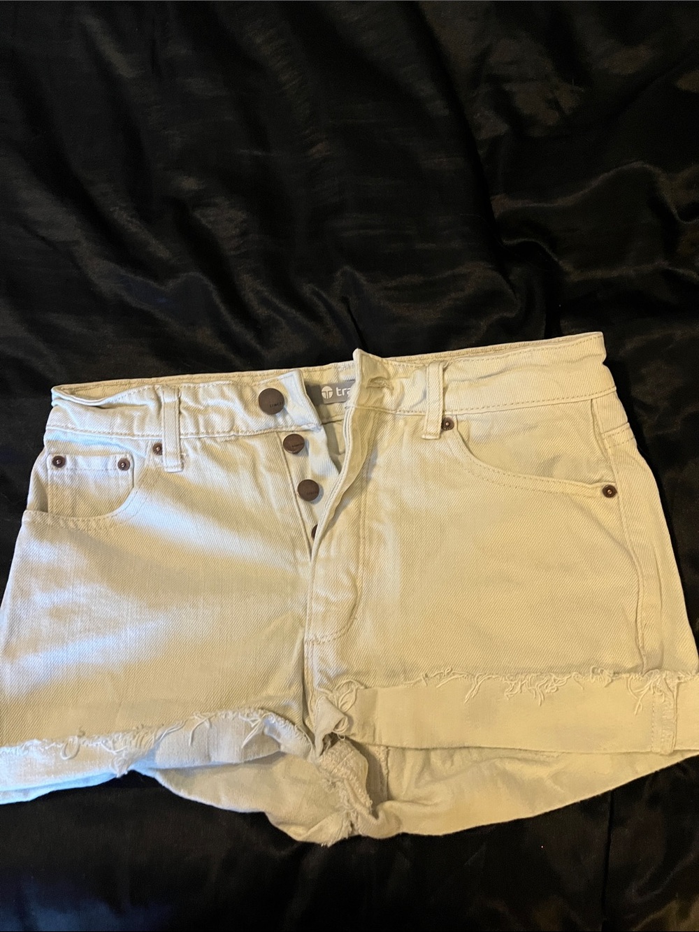 Tractr High-Rise Frayed Hem Jean Shorts - Cream